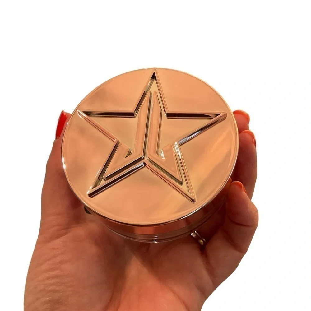 Jeffree Star Magic Star Luminous Setting Powder in Suede